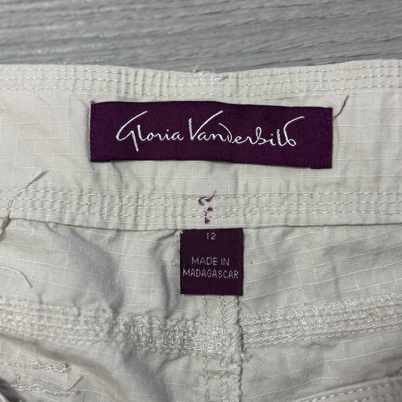 Gloria Vanderbilt Short with Belt - size 12 NWT - Picture 6 of 7